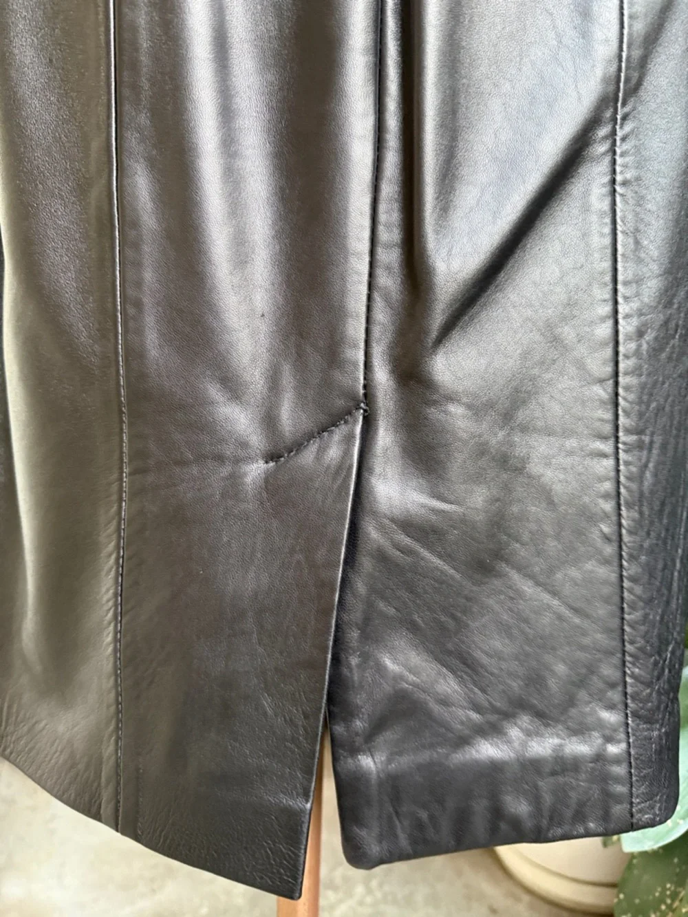 Vintage Positano black genuine leather midi skirt